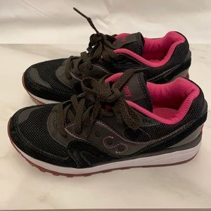 Saucony Women’s Jazz Sneakers Black Pink